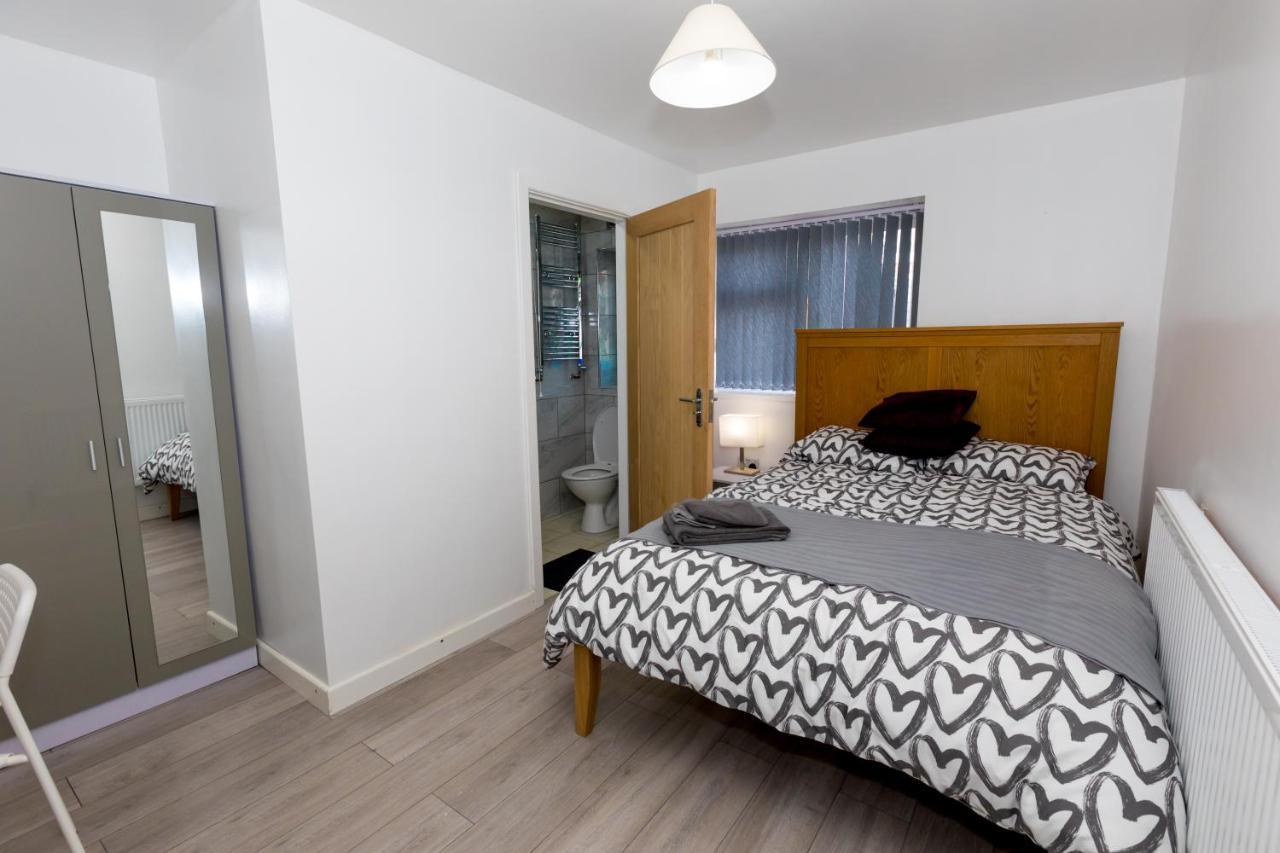 Comfortable Stays - Shirley, Solihull Esterno foto