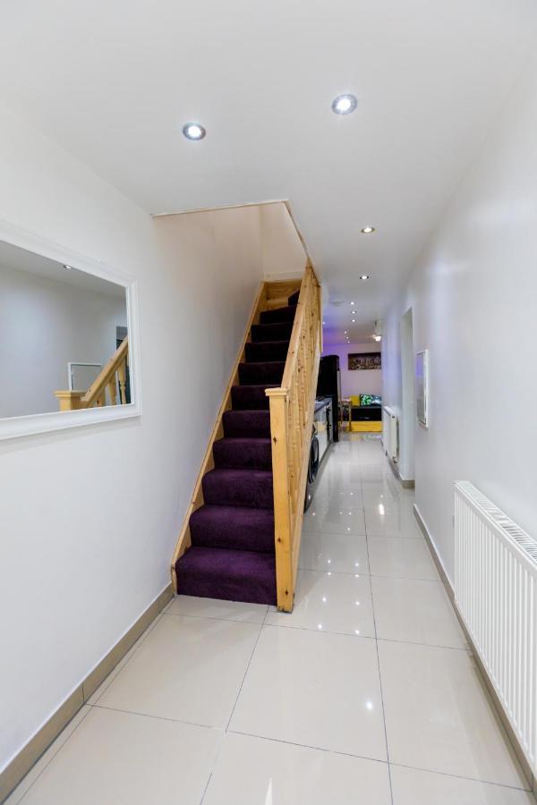 Comfortable Stays - Shirley, Solihull Esterno foto