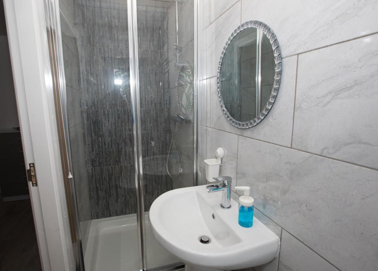Comfortable Stays - Shirley, Solihull Esterno foto