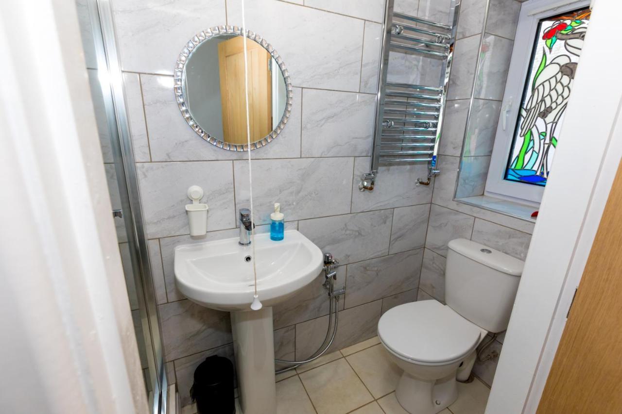 Comfortable Stays - Shirley, Solihull Esterno foto